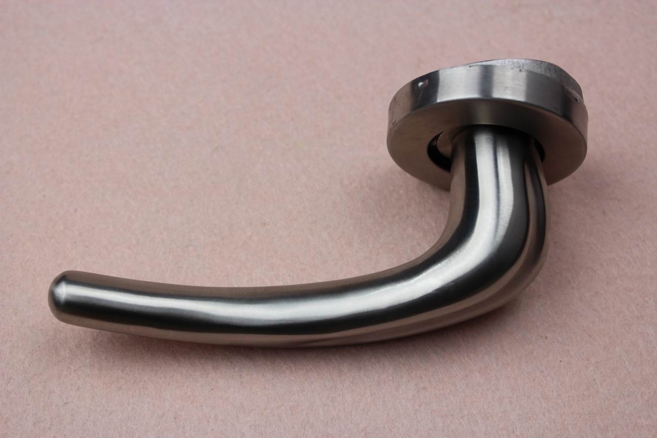 Factory Satin Stainless Steel Entry Lever Handle Out Gate Handles